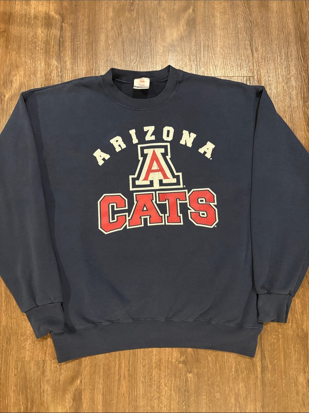 Vintage Arizona Wildcats men’s XL crewneck sweater